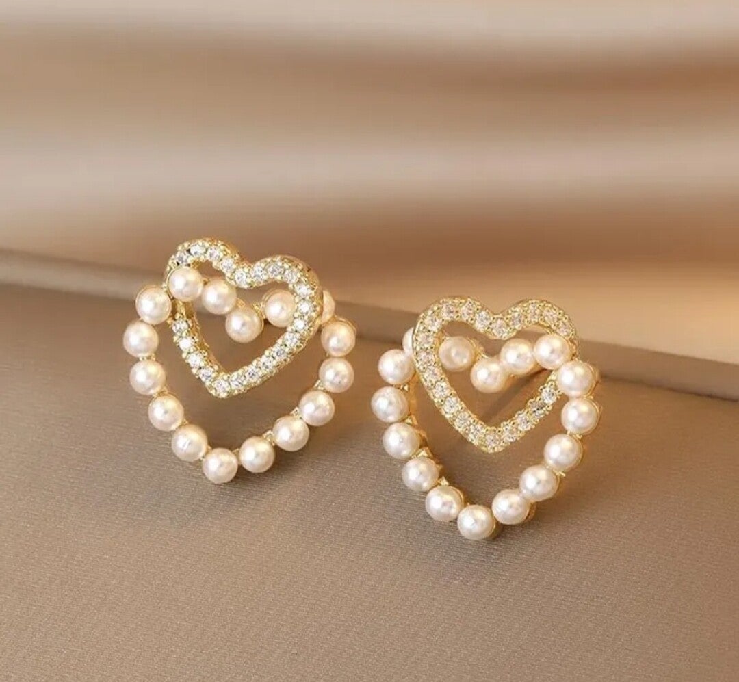 367 Aretes corazon diamantes y perlas
