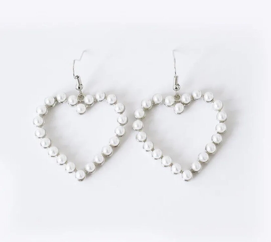 374 Aretes corazon aperlados plata