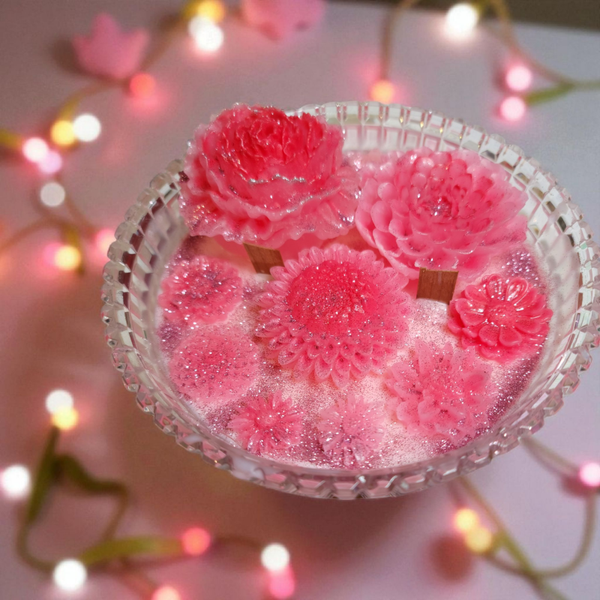 Ein Traum mit Blumen aus Wachs