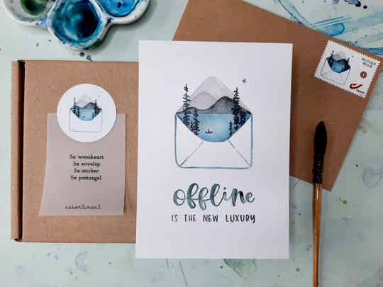 bundel wenskaarten + stickers + postzegels "offline is the new luxury"