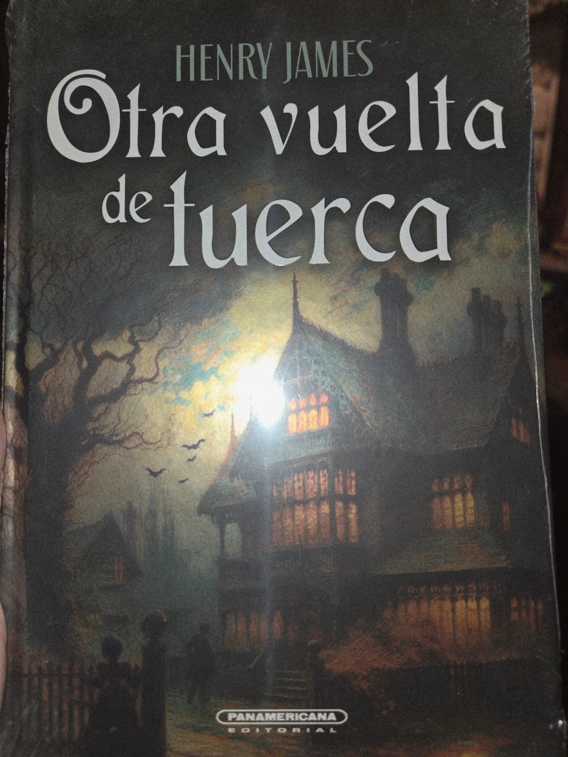 Henry James and 2 more Otra vuelta de tuerca (Clásicos ilustrados) (Spanish Edition) Spanish Edition