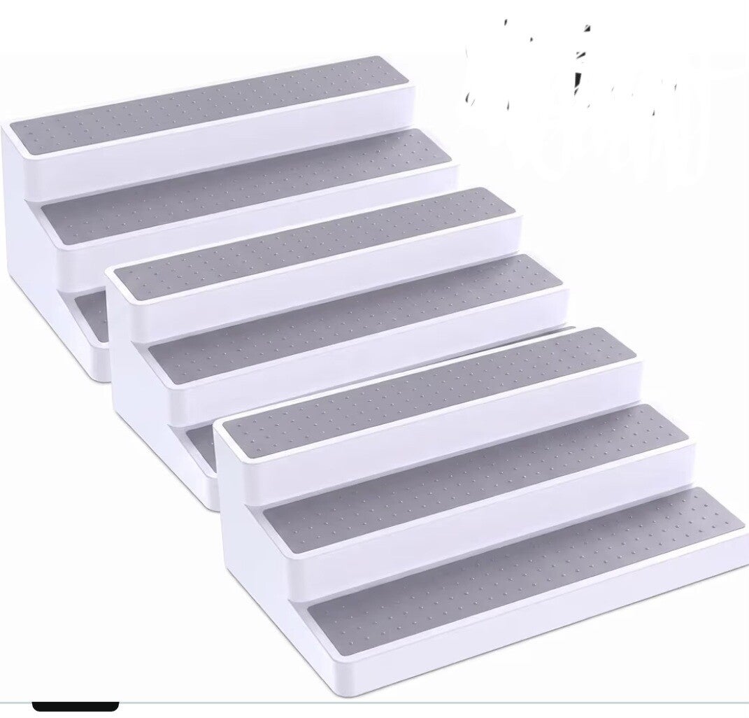 Non slip spice rack