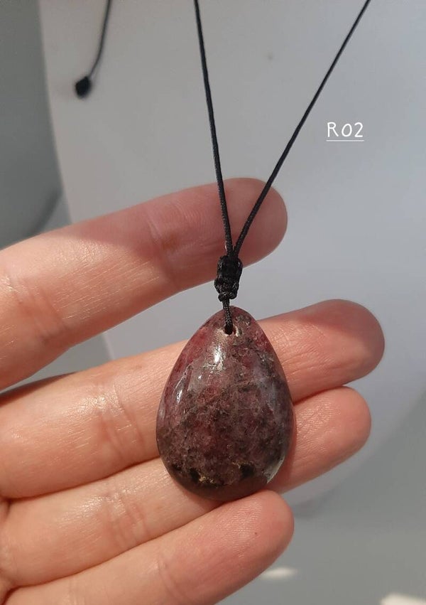 Collier rhodonite R02