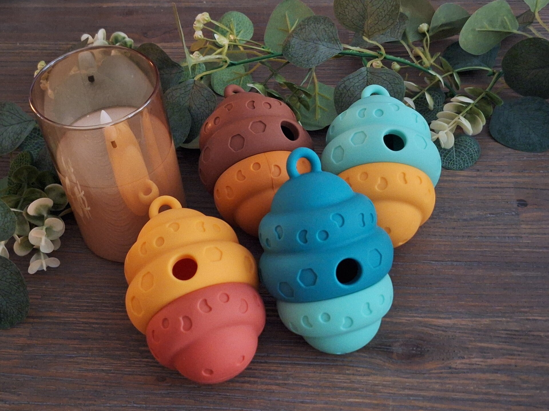 Treat dispenser bijenkorf