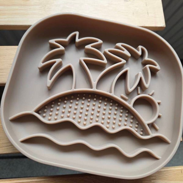 Slowfeeder palm tree