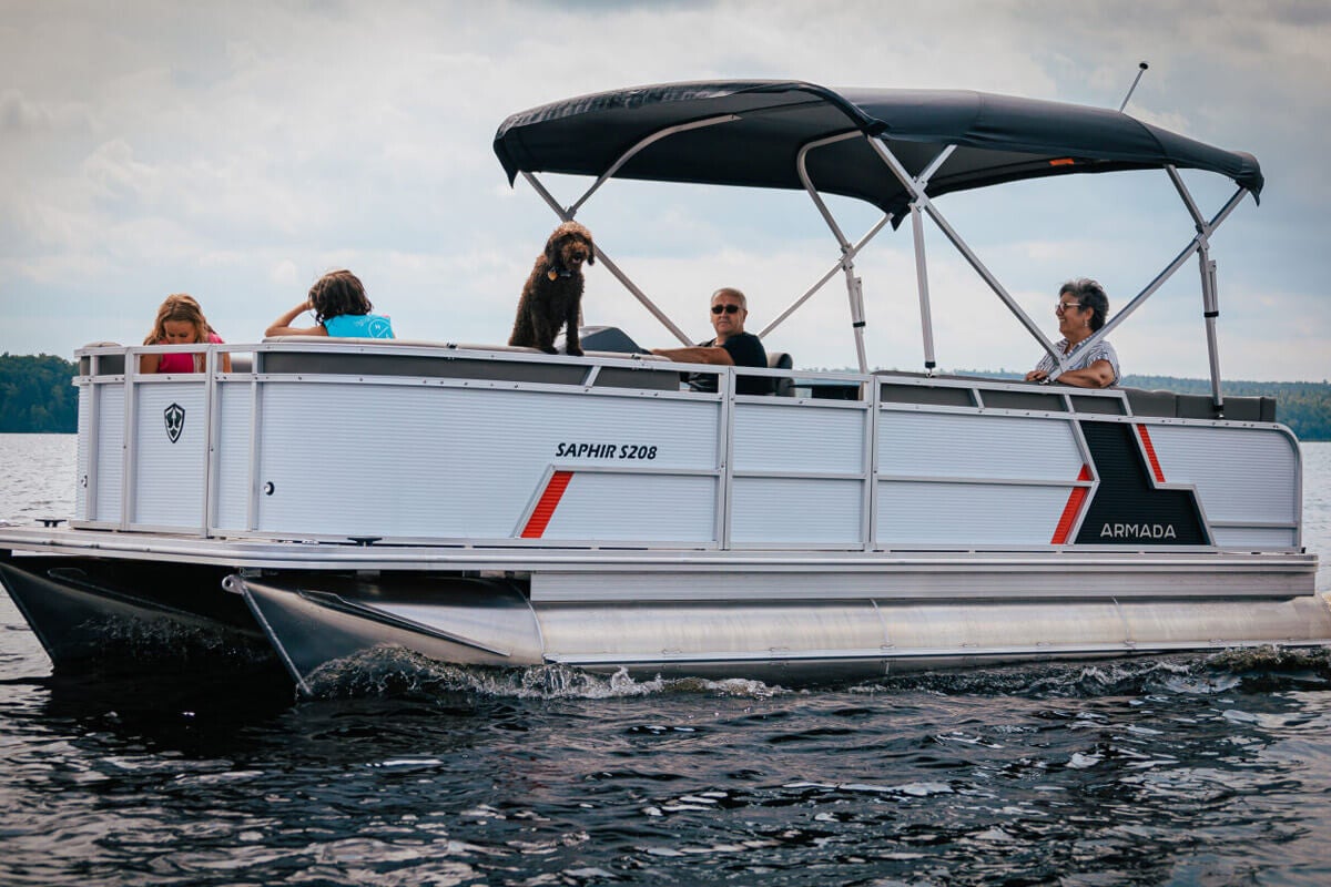 Armada Saphir 228 noir - 2023 Honda 60 HP