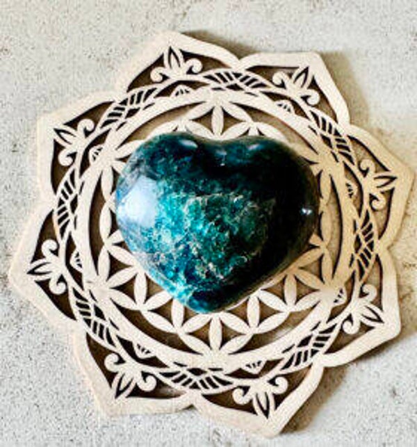 Coeur Apatite Bleu 5 cm
