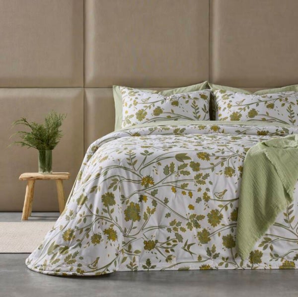 Serinidade Comforter , Bedspread