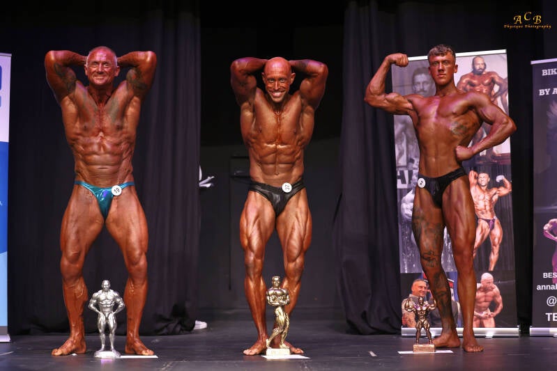 CLASSIC TALL TOP THREE