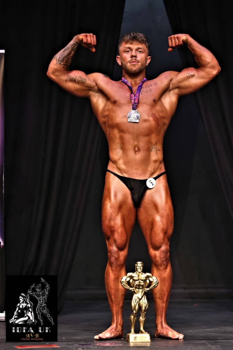 JUNIORS - ANTHONYFUDGE.jpg