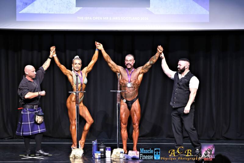 OVERALL WINNERS WITH PROMOTER JIMMY SALMOND &amp; IBFA PRESIDENT MATTHEW ALI 