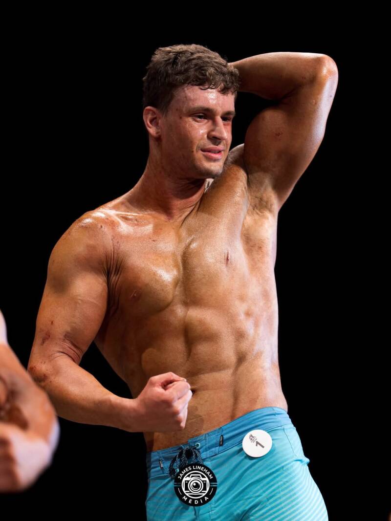 MENS physique 