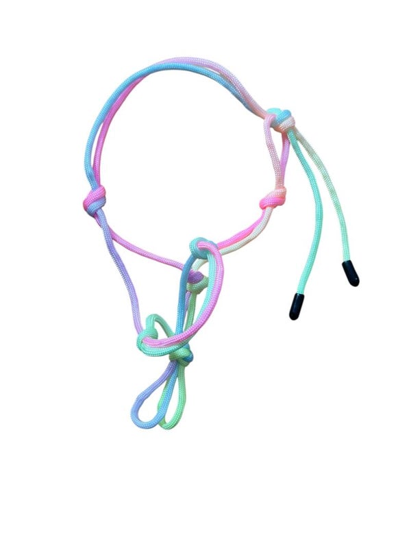 A4 Knotenhalfter Rainbow ( gemischte Farbvariationen)