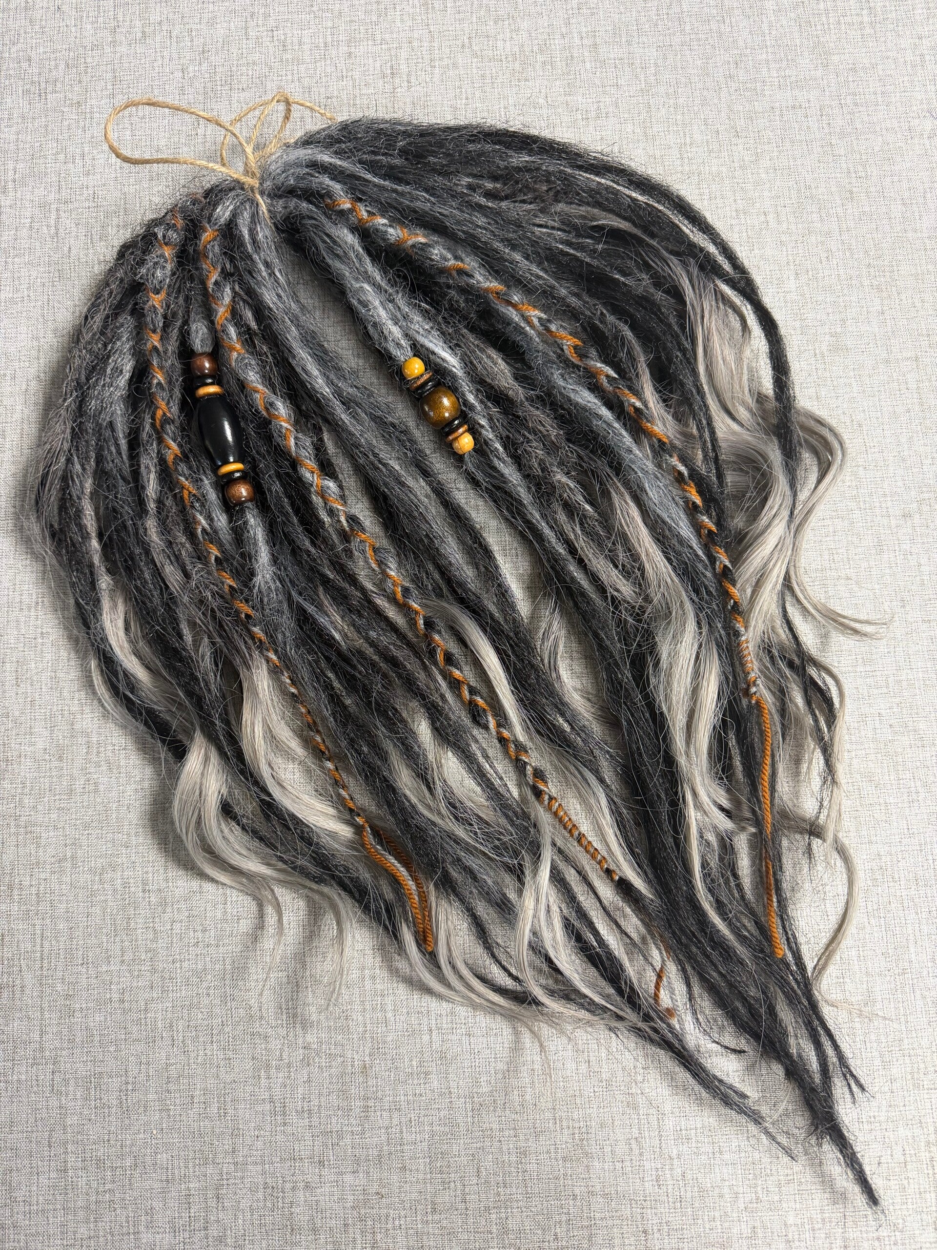 Partial set shorties Dreads Grey Black