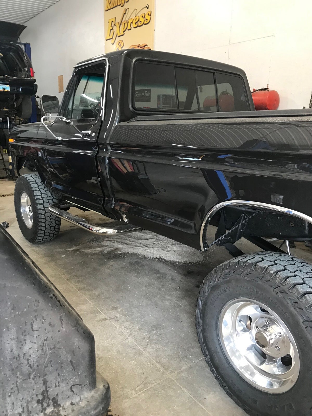 CLASSICS/ Randys Auto Express