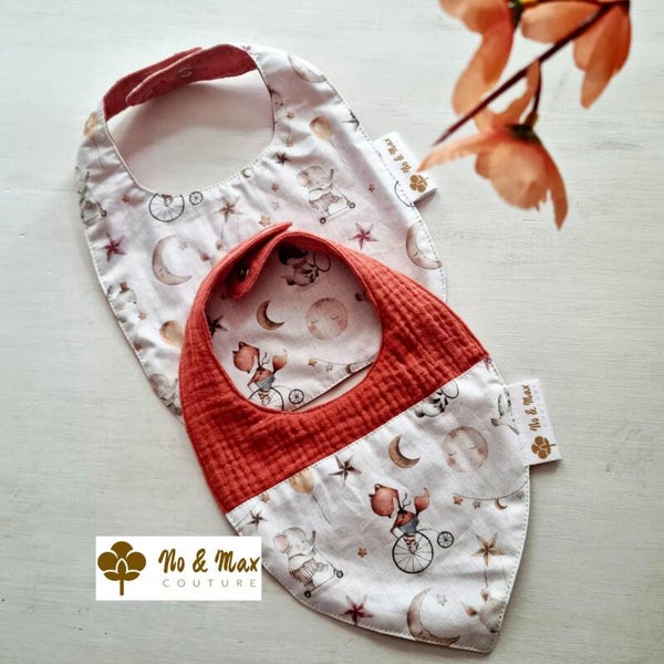 Notre lot de bavoirs de naissance , collection "Lune" / Cadeau de naissance / Naissance