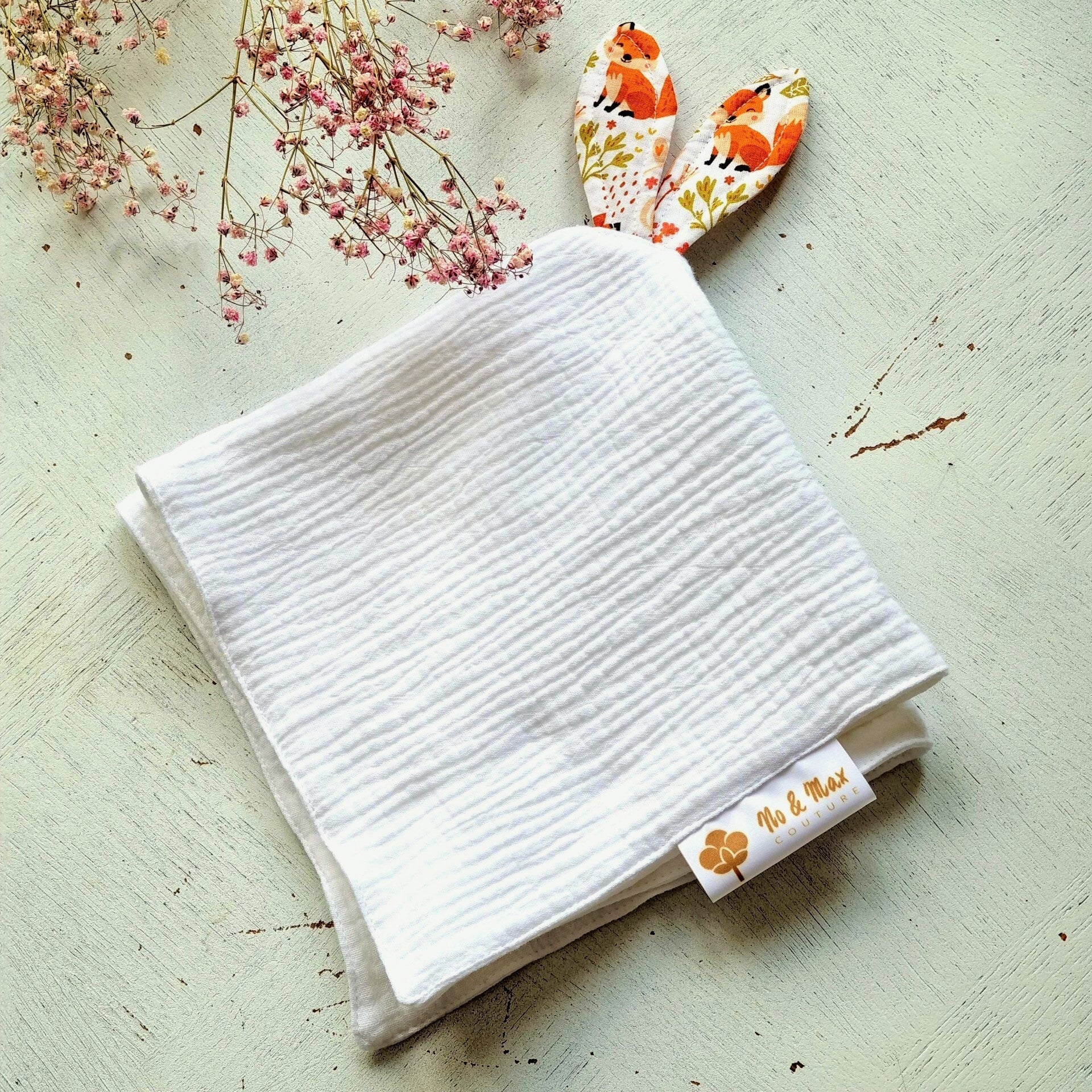 Doudou Lapin plat en Gaze de Coton Blanc – "Éveil des Bois"