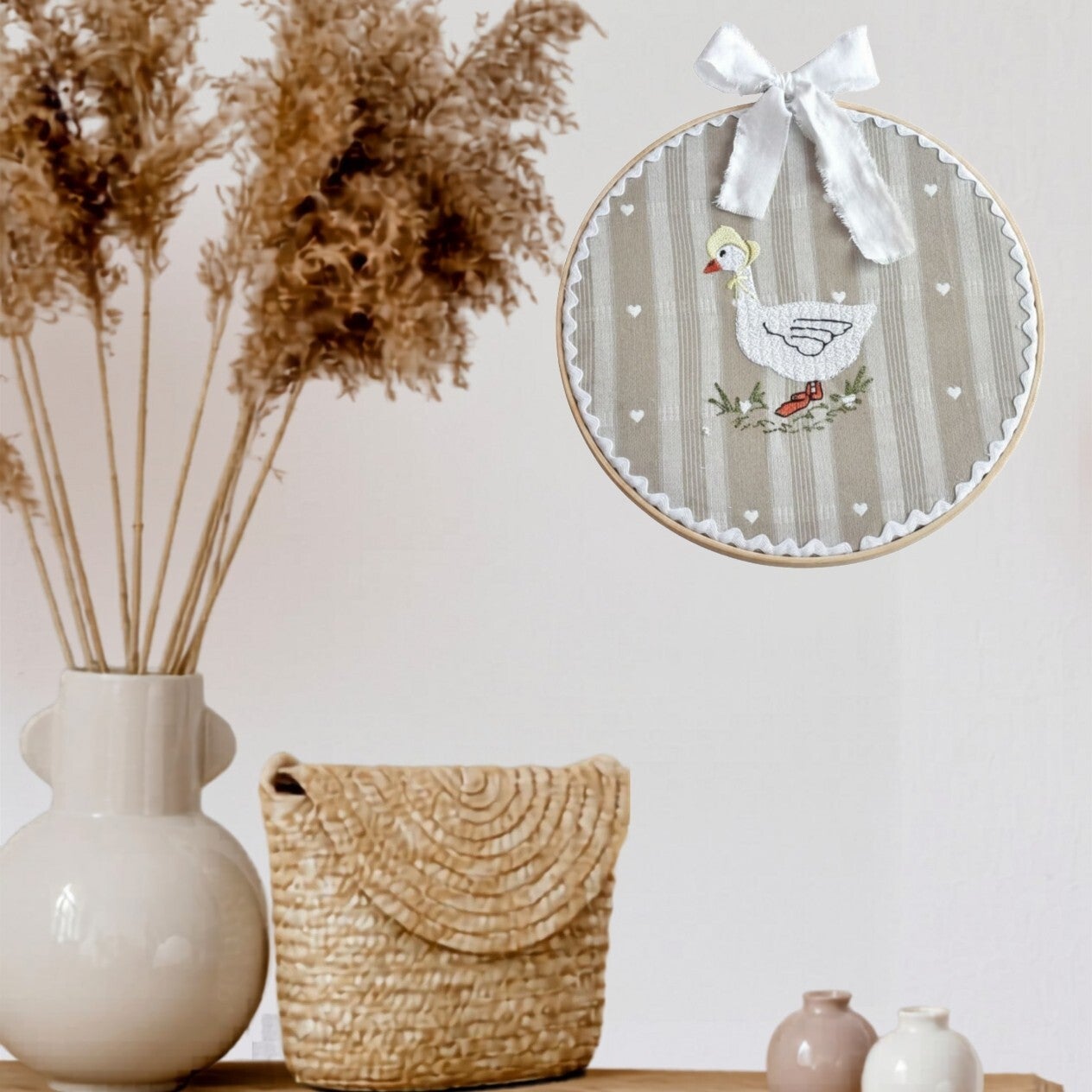 Tambourin déco vintage– Broderie Oie esprit " campagne " : décoration murale fait main pour chambre d'enfant / décoration murale