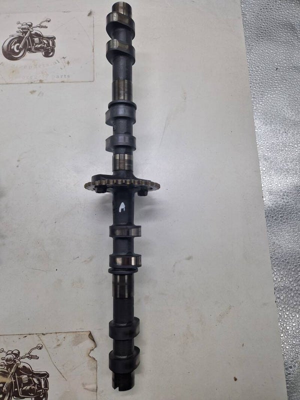 Suzuki GSX 600F Nokkenas achterzijde