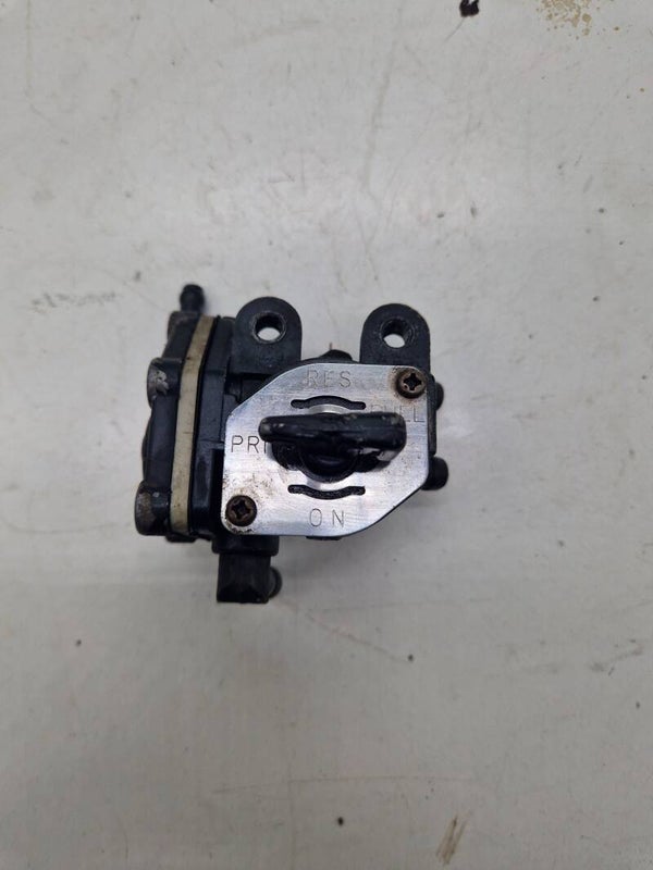 Kawasaki ER5 Brandstofkraan