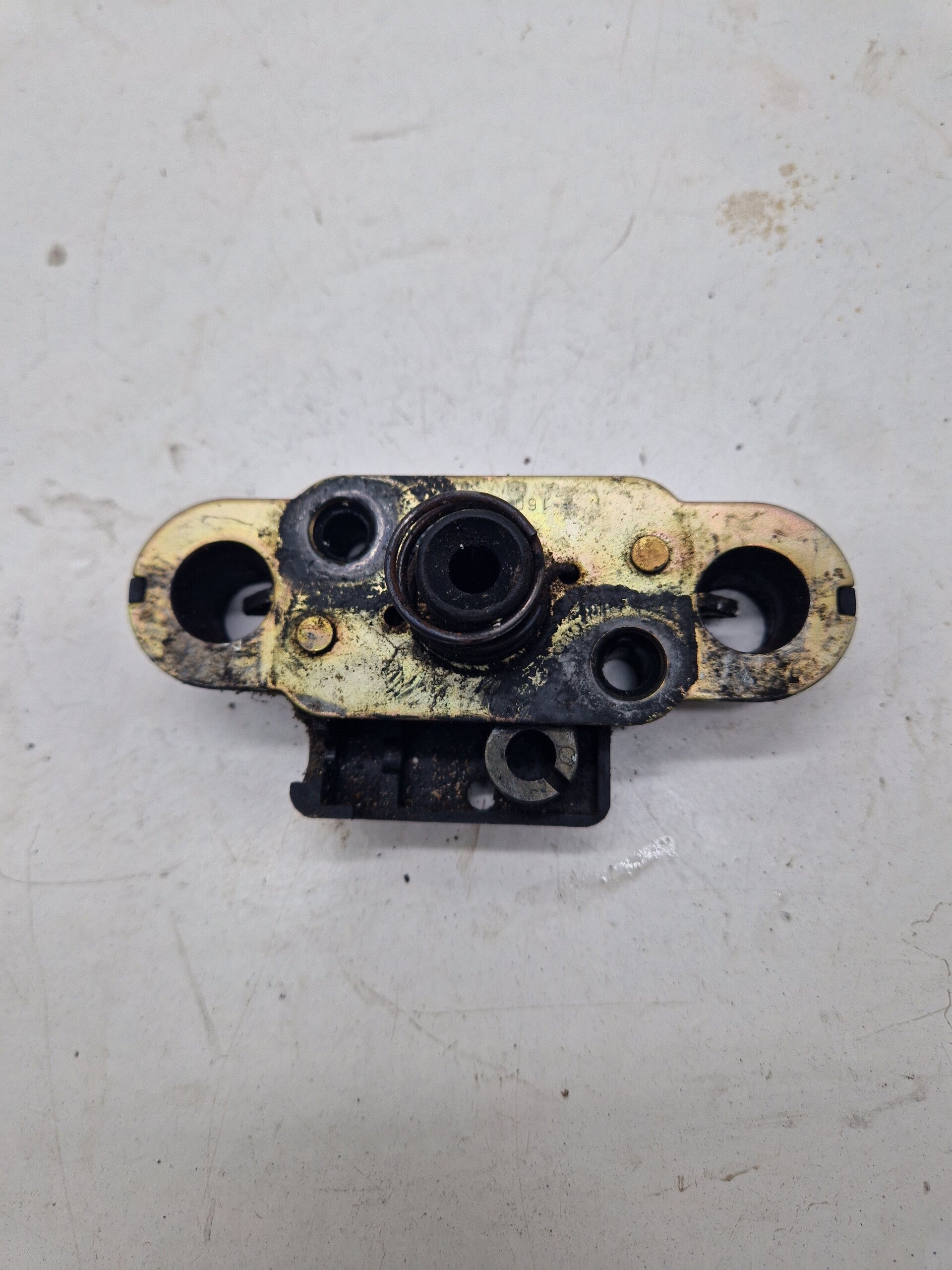 Kawasaki ER5 Zadelslot mechanisme