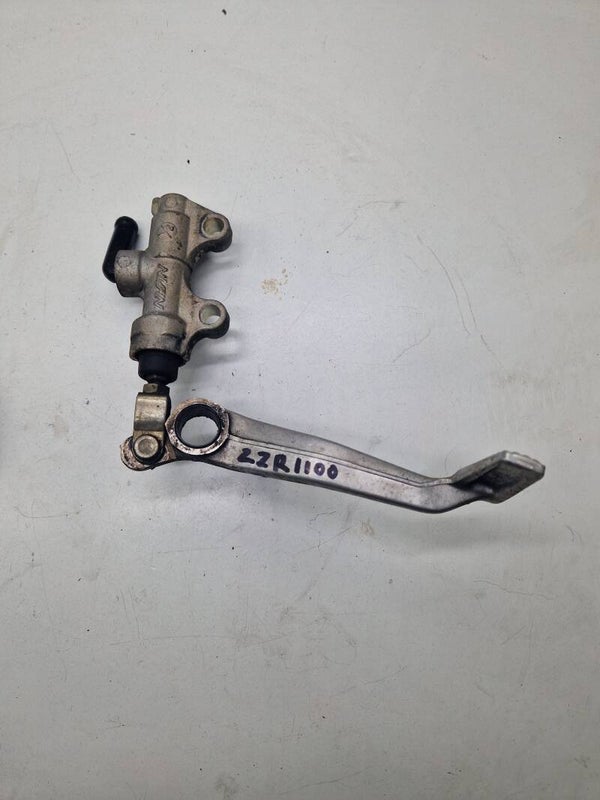 Kawasaki ZZR1100 Remcilinder / rempedaal