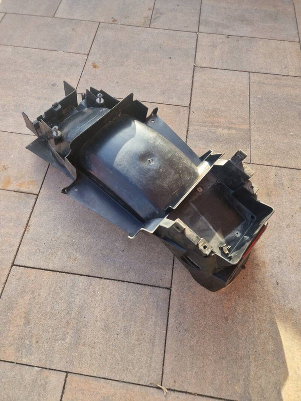 Yamaha FZS600 Fazer Spatbord