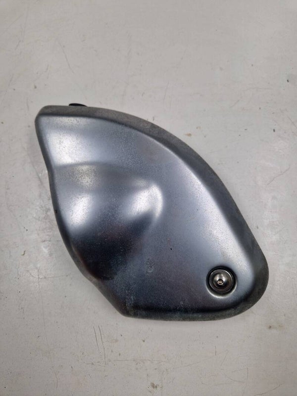 Suzuki GSF 600 Bandit Luchtfilterkap Links