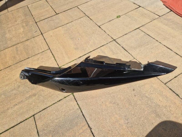 Suzuki SV650 Zijkap links