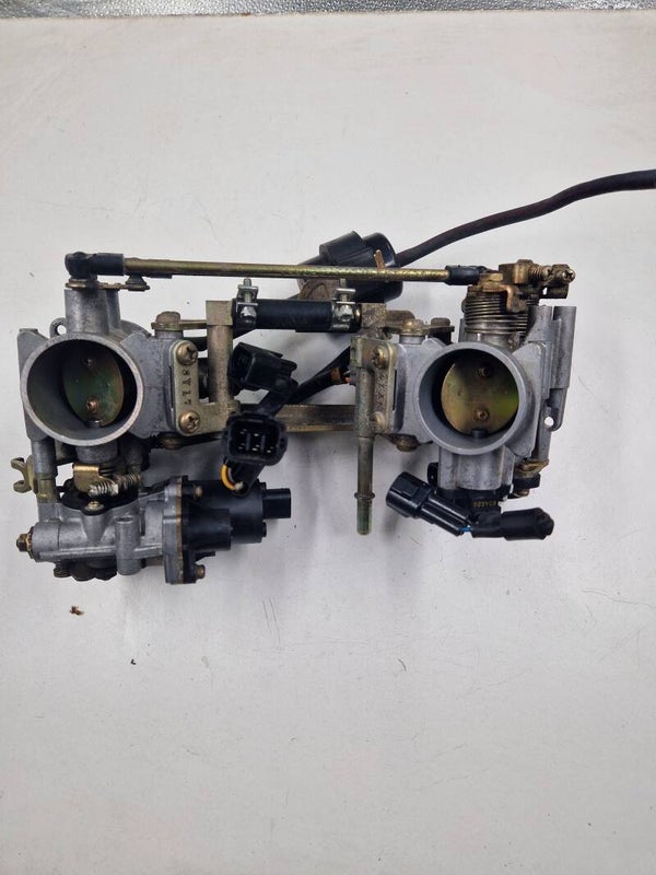 Suzuki SV650 Gasklephuis