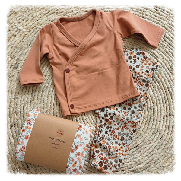 Overslagshirtje maat 50 t/m 62