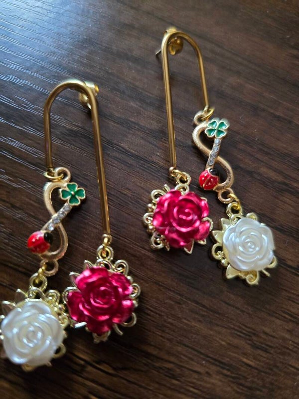 Pendientes dobles dorados