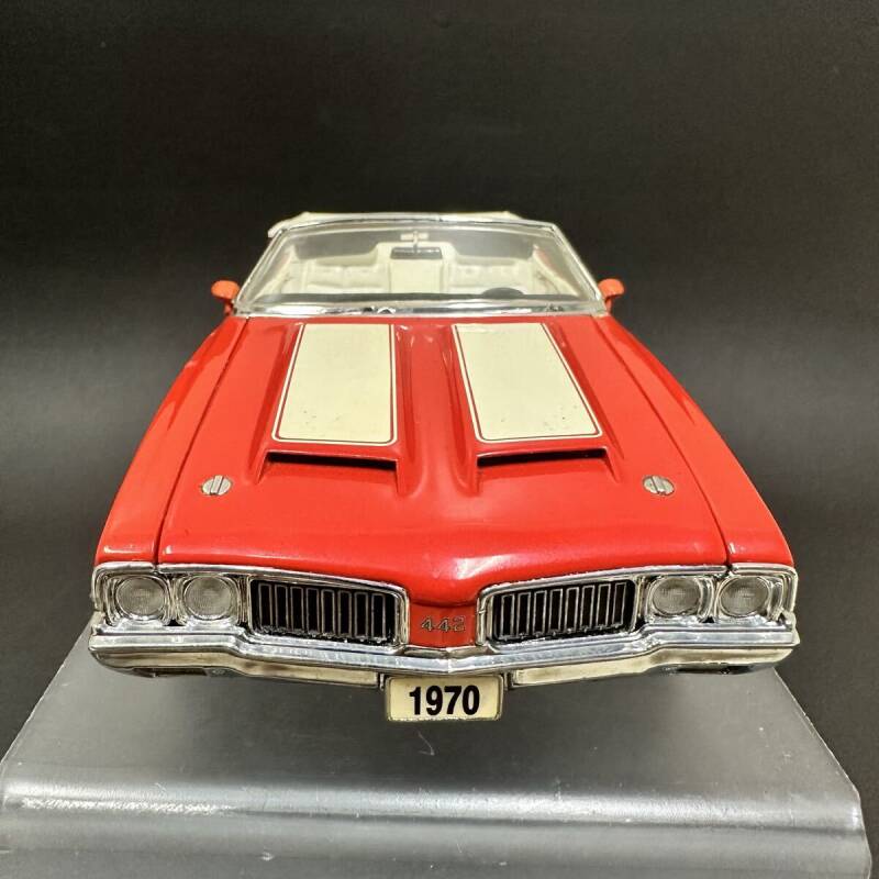 1970 Oldsmobile Cutlass Convertible - Missed; $20