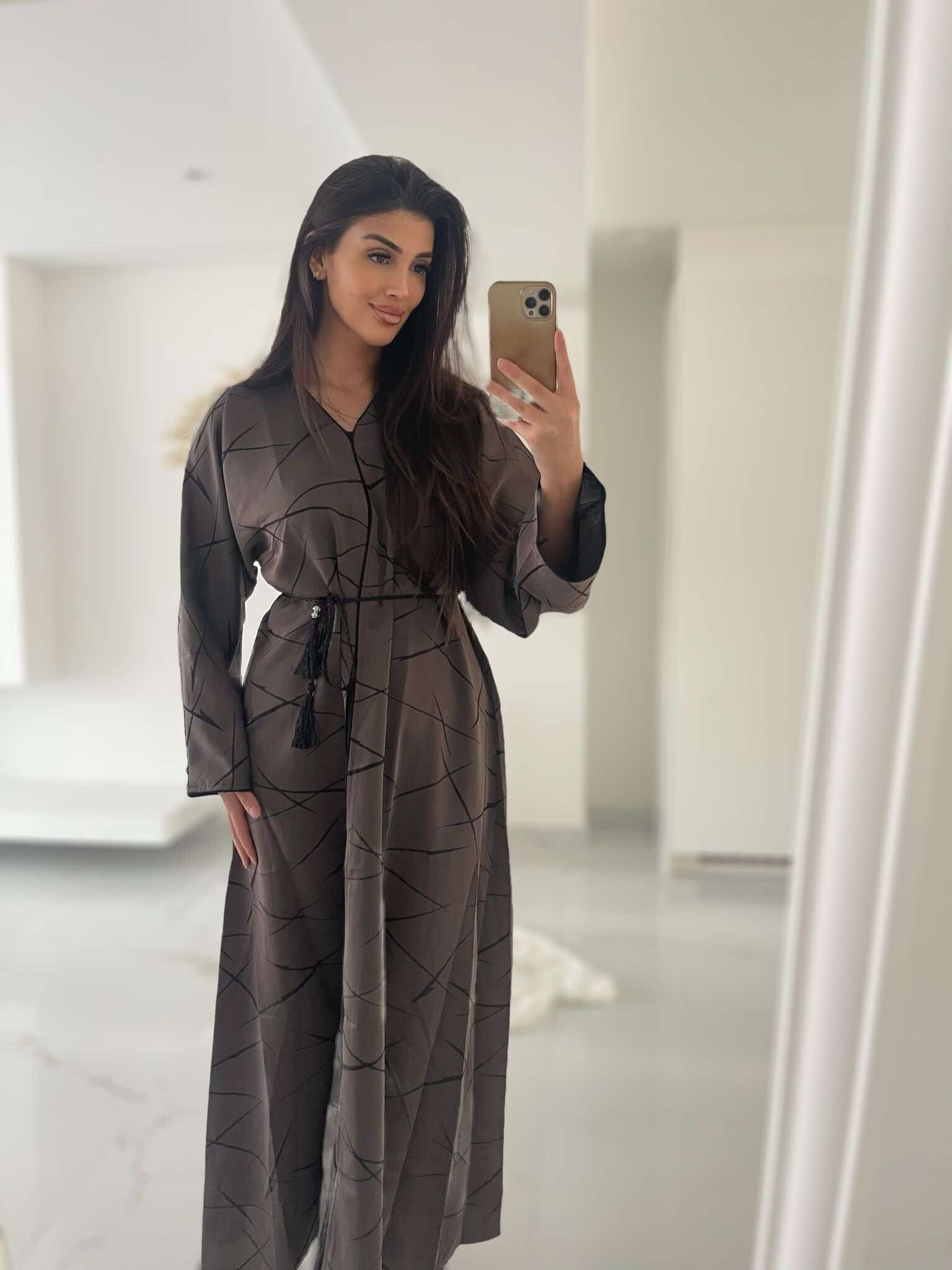 Emirati Abaya - Ella