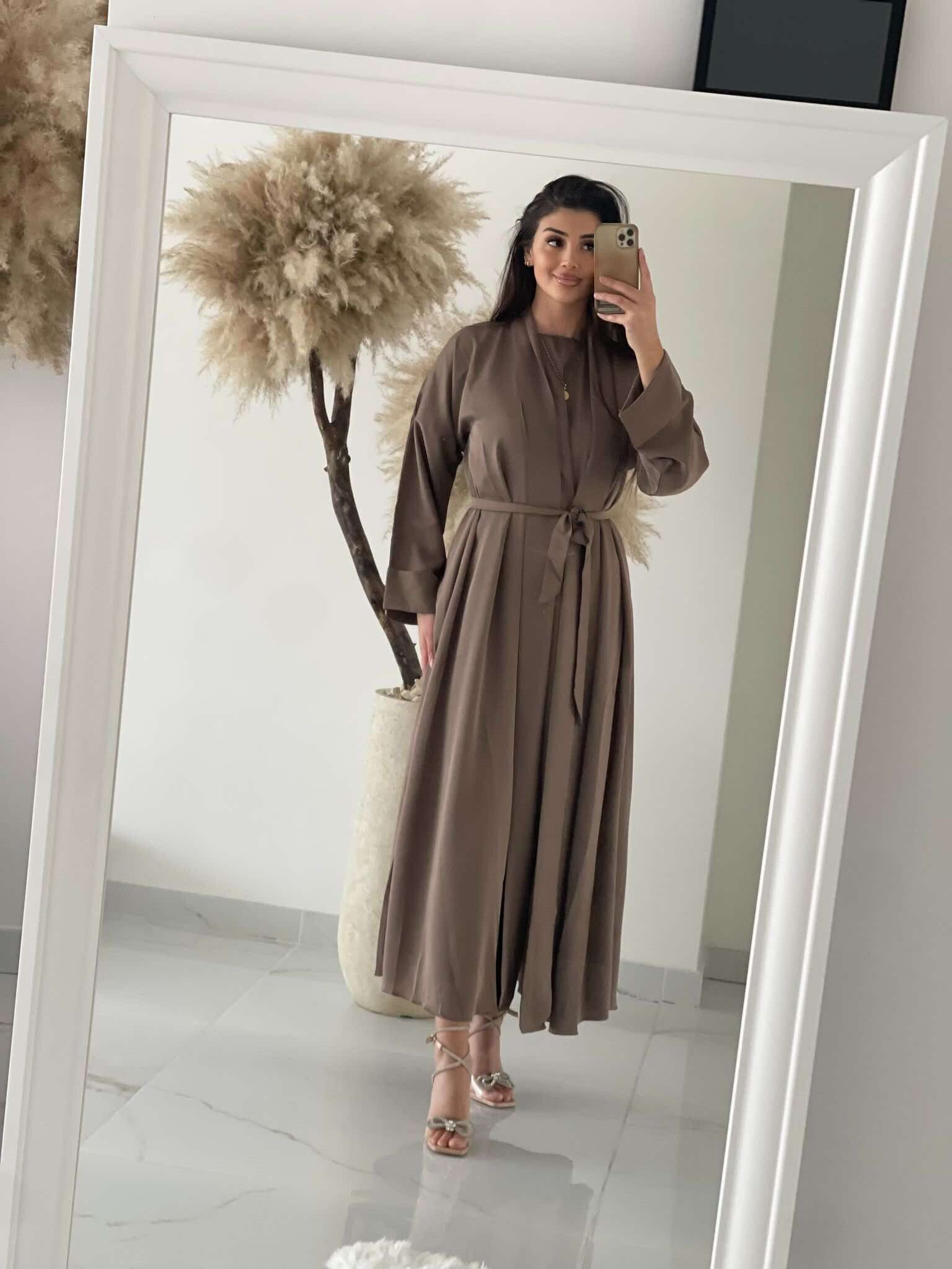 Emirati Abaya - Plain Taupe