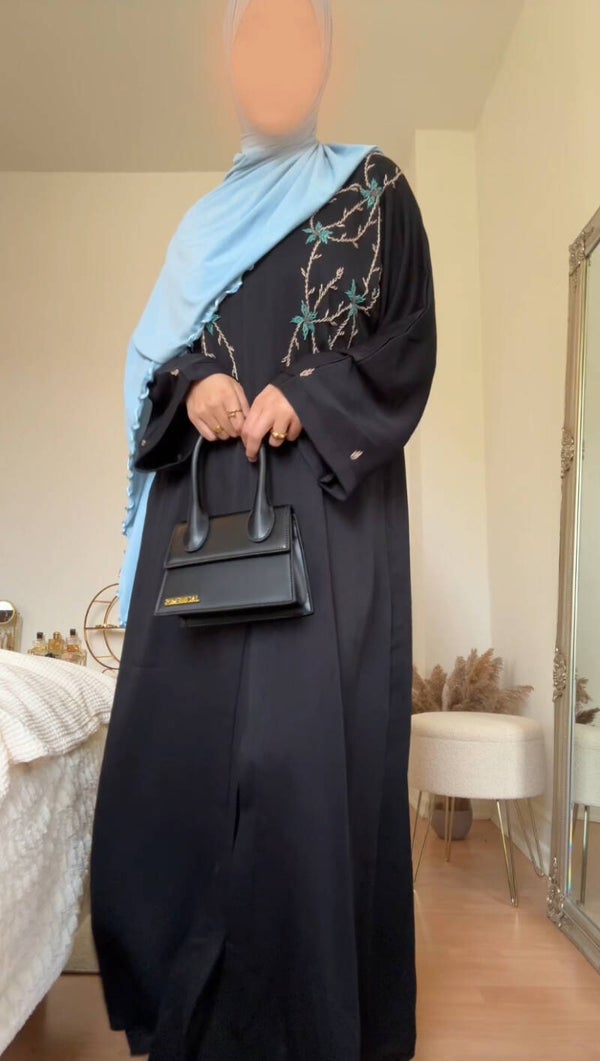 Emirati Abaya - Spring