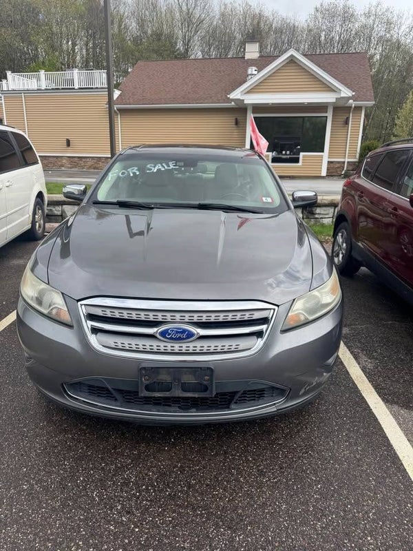 2011 FORD TAURUS