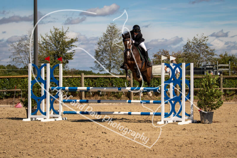 bouferterh-122-standard.jpg