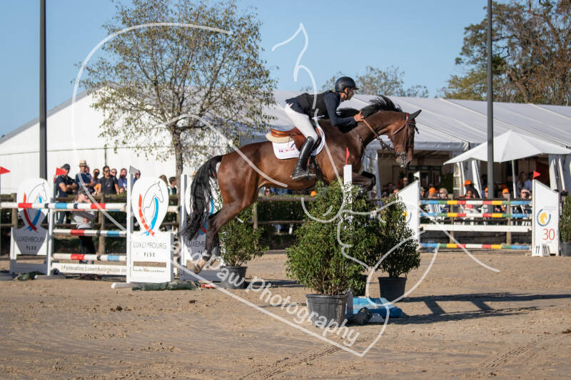 bouferterhaff-jumping-10-standard-duz2vn.jpg