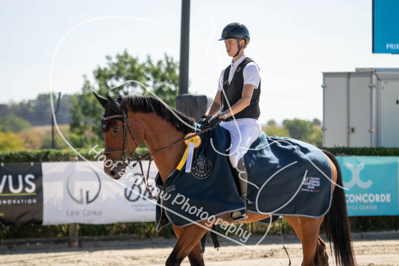 bouferterhaff-jumping-103-standard-cbwqd9.jpg