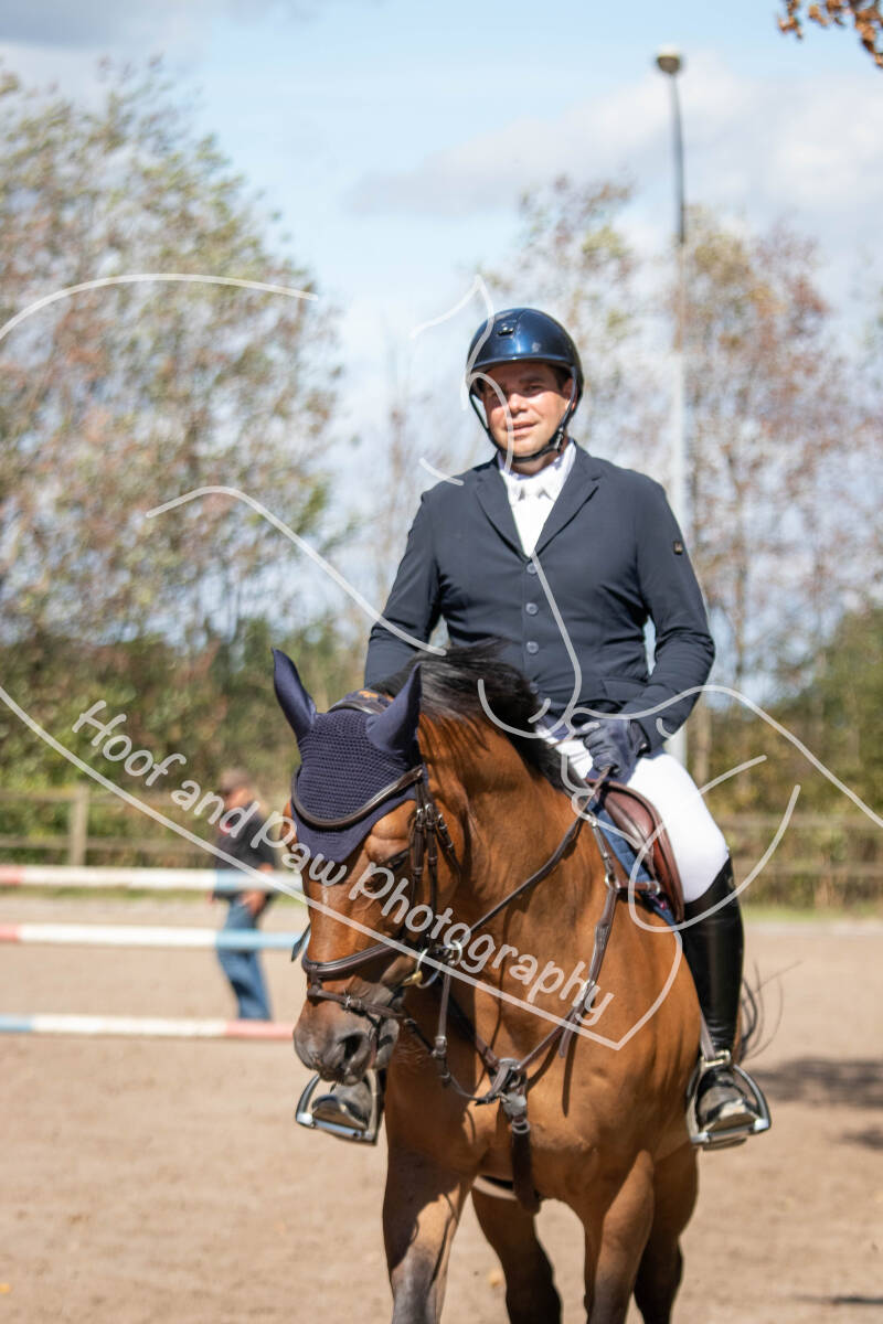 bouferterhaff-jumping-11-standard.jpg
