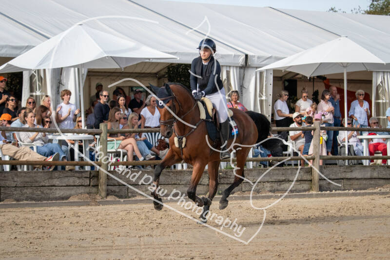 bouferterhaff-jumping-115-standard-1q7d70.jpg