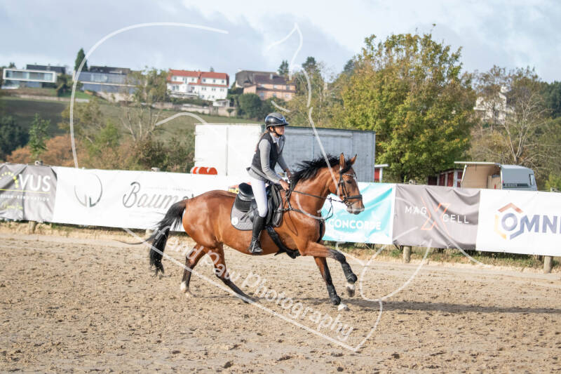 bouferterhaff-jumping-117-standard-6ynahd.jpg