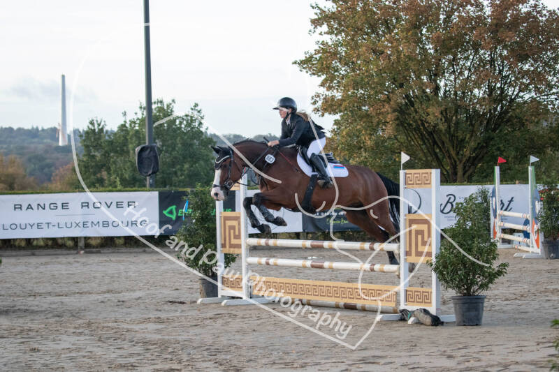 bouferterhaff-jumping-12-standard-o21p80.jpg