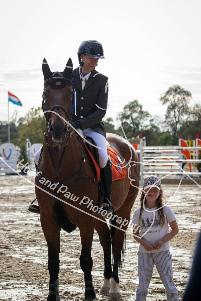 bouferterhaff-jumping-122-standard-m3nzrs.jpg