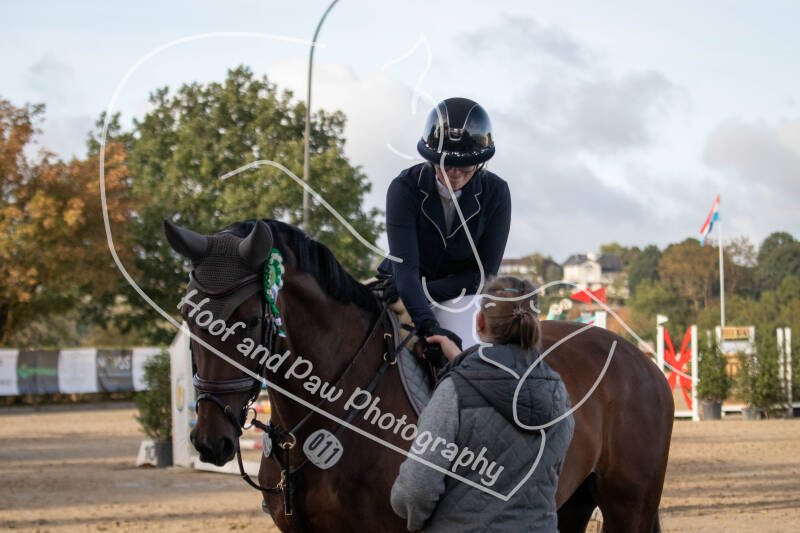bouferterhaff-jumping-128-standard-u77sna.jpg