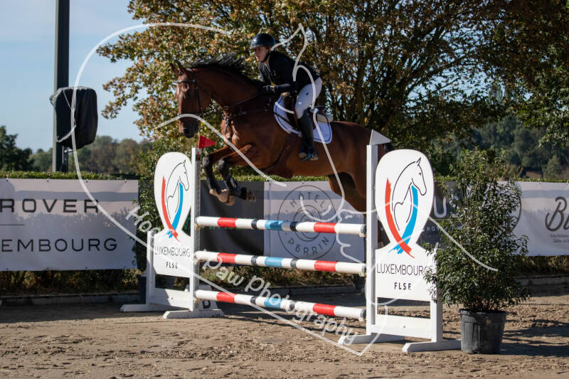 bouferterhaff-jumping-13-standard-4c8vyl.jpg