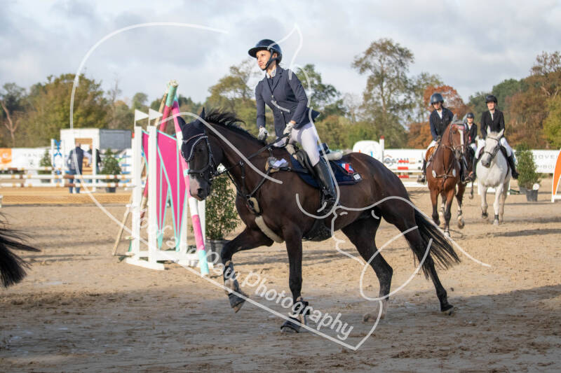 bouferterhaff-jumping-132-standard-do46zi.jpg