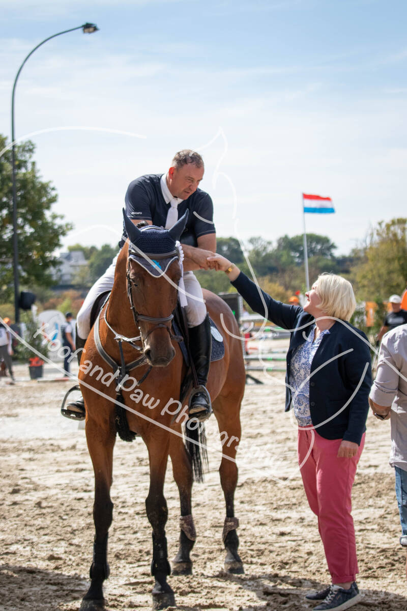 bouferterhaff-jumping-136-standard-t2s43e.jpg