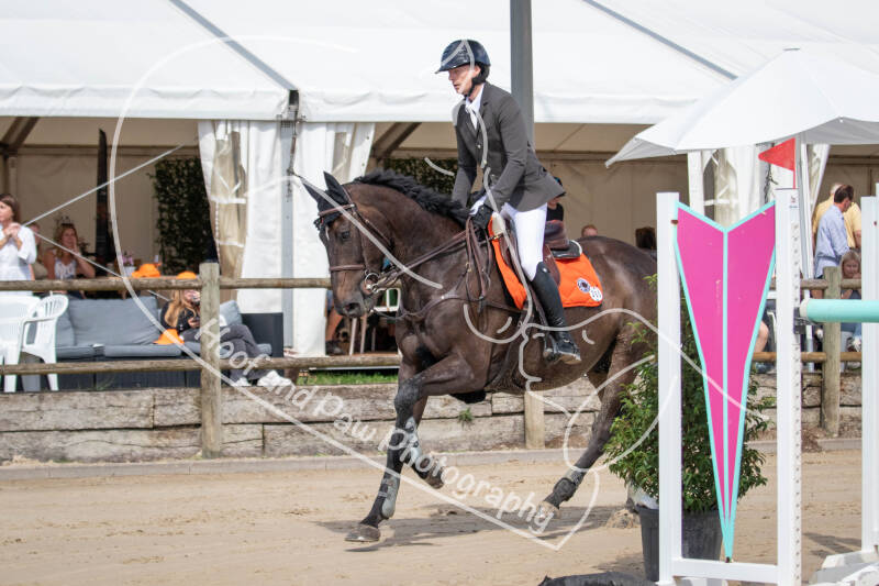 bouferterhaff-jumping-15-standard-fy5bp8.jpg